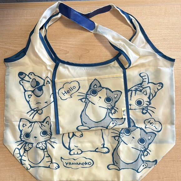 Yamaneko cute cat Foldable and Portable Shopping Bag - Picture 1 of 3